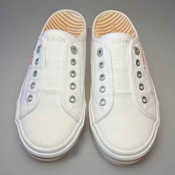 Taos Ez Soul White Canvas Slip On Sneaker Slides Womens Size US 8 - Picture 2 of 10